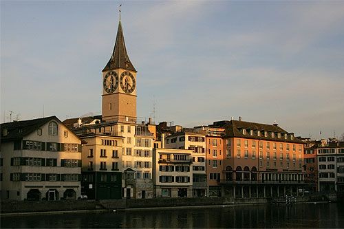 File:St Peter Zuerich.jpg