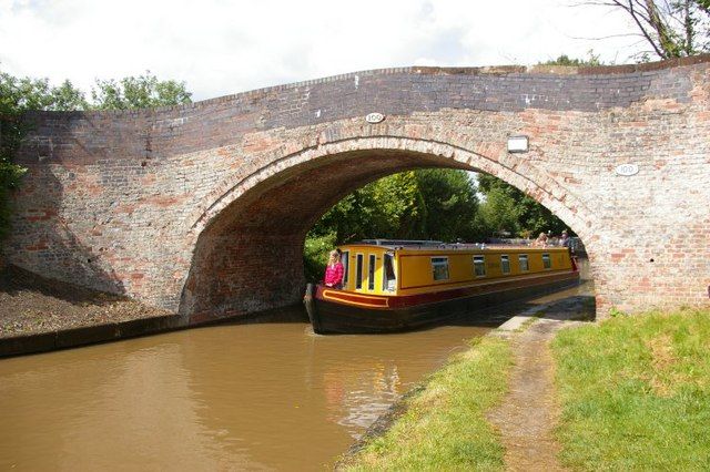 File:Bremilows Bridge, Stoke.jpg