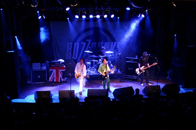 File:Buzzcocks in Porto Alegre, Brasil.jpg