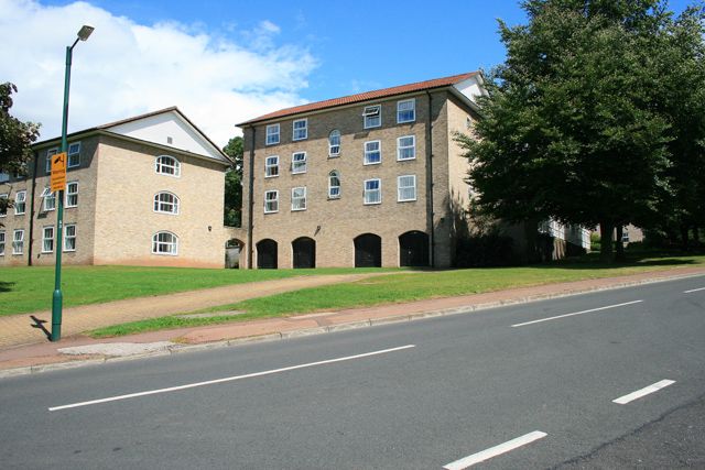 File:Lenton Hall - geograph.org.uk - 909516.jpg