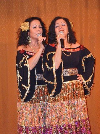 File:Rajfer sisters.jpg