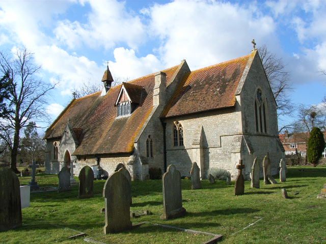 File:StMarysWestcott(AndrewSmith)Mar2006.jpg