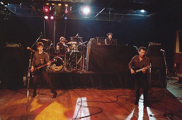 File:The-Stranglers-FR3-1983.jpg