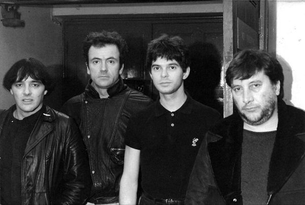 File:TheStranglers-London-1985.jpg