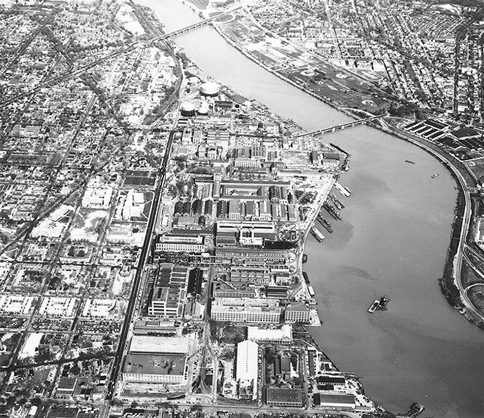 File:Washington Navy Yard aerial view 1960.jpg