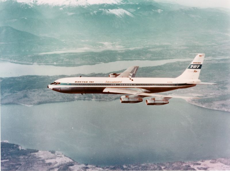 File:Boeing company Boeing 707 N761PA.jpg