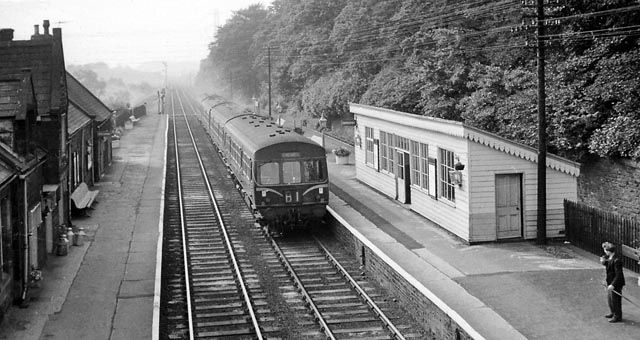 File:Brampton cumbria rail station 1884653 926a0136.jpg