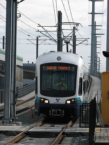 File:Light Rail Train Testing.jpg