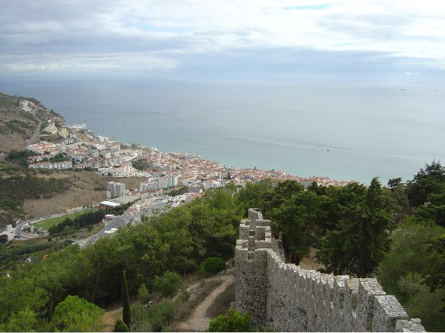 File:View of Sesimbra.jpg