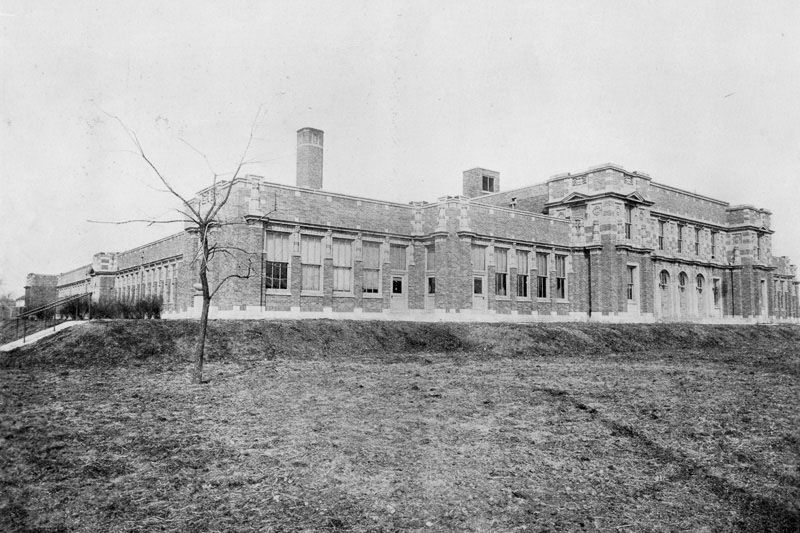 File:Webster School Pontiac c1921.jpg