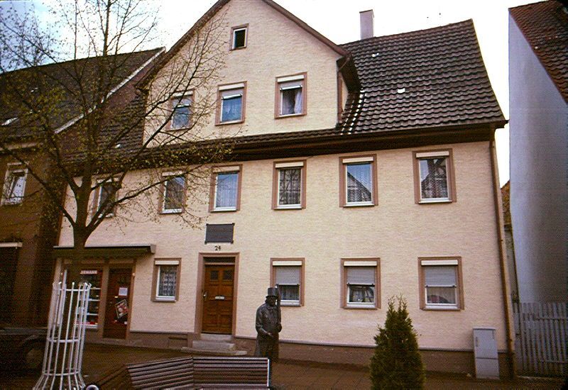 File:Home of Morike.jpg