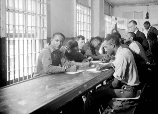 File:OrleansParishPrisonLiteracyClass1937.jpg