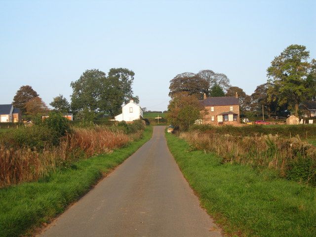 File:Ruckcroft - geograph.org.uk - 261801.jpg