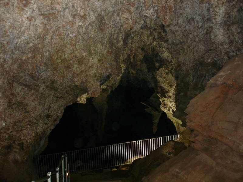 File:SterkfonteinCaves3.jpg