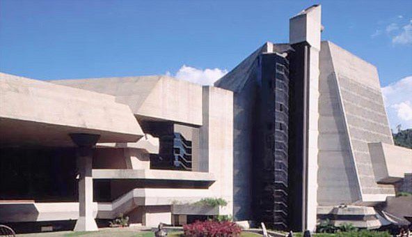 File:Teatro Teresa Carreño.jpg