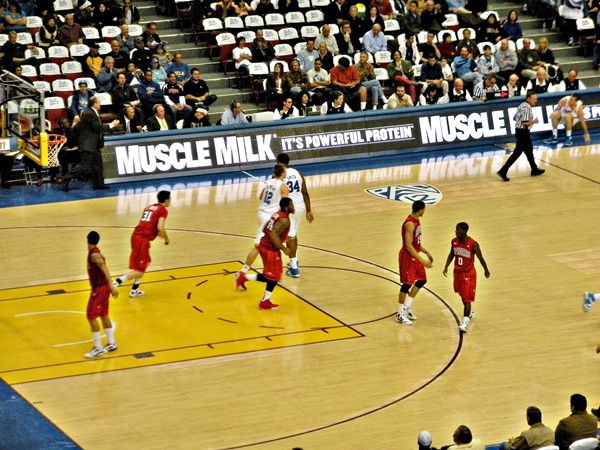 File:UCLA vs Richmond Basketball.JPG