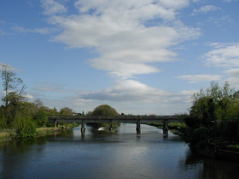 File:Barrow Rail Bridge Athy.JPG