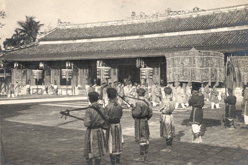 File:Enthronement of Emperor Bảo Đại 001.jpg