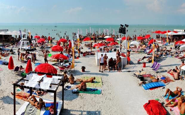 File:Siofok beach.jpg