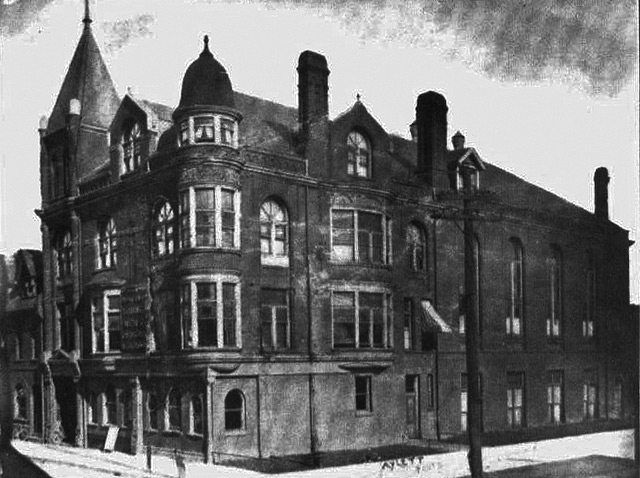 File:Toronto West End Y.M.C.A., circa 1908–1912.jpg