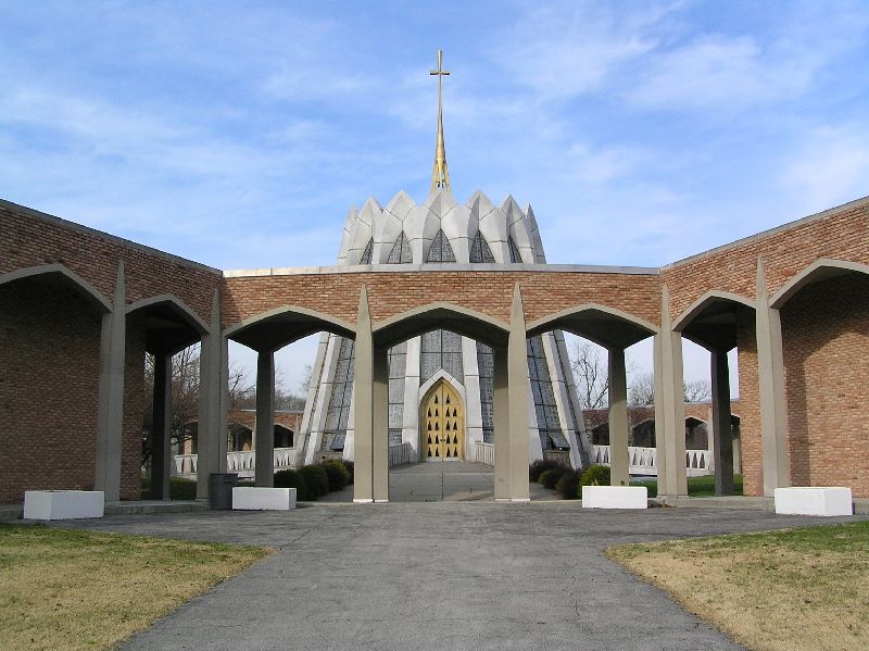 File:Assisi chapel 800.jpg