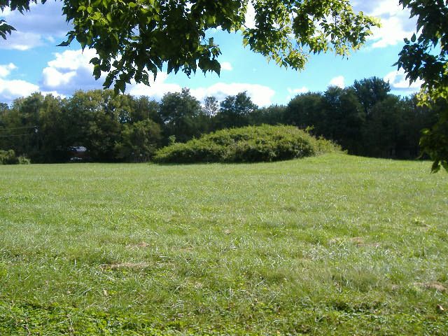 File:Clermont Edgington Mound.JPG