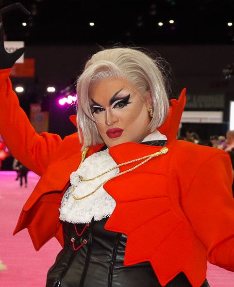 File:DragCon2024 @DVSROSS (142) Megami (cropped).jpg