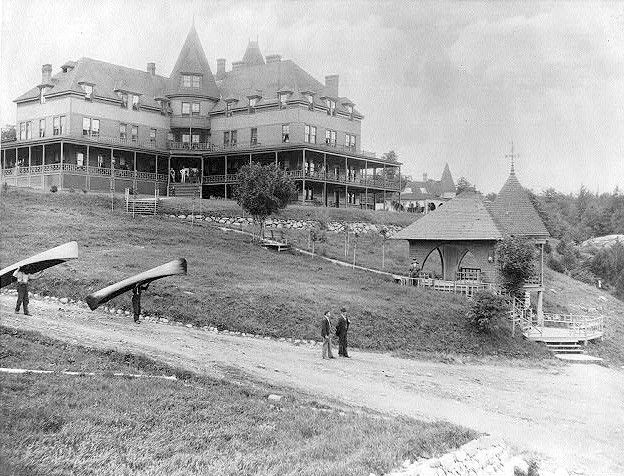 File:Hotel Wawbeek - Stoddard - 1890.jpg