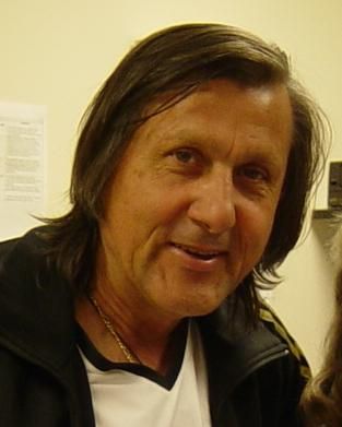 File:Ilie Nastase.jpg