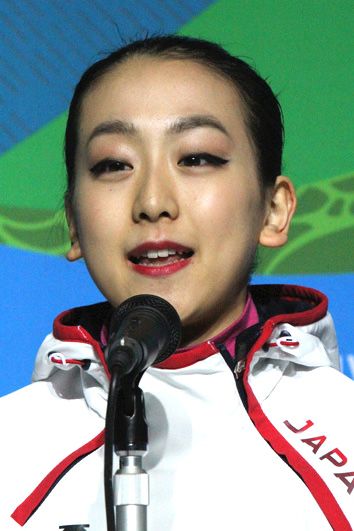 File:Mao Asada 2010 OP Press conference exp.jpg