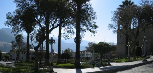 File:Plaza de Armas.jpg