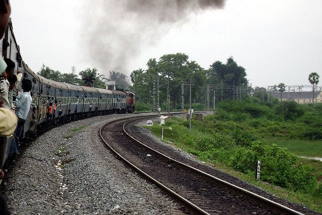 File:Rayagada-Vijayawada Passenger train near Vizianagaram.jpg