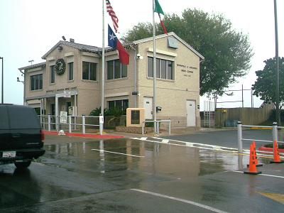 File:Brownsville & Matamoros Bridge office.jpg