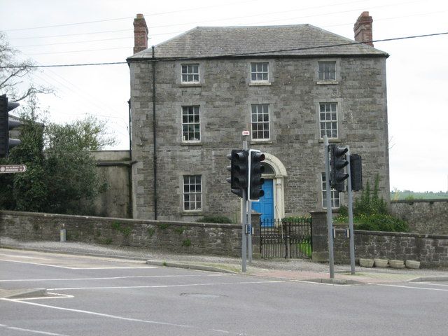 File:House - geograph.org.uk - 166686.jpg