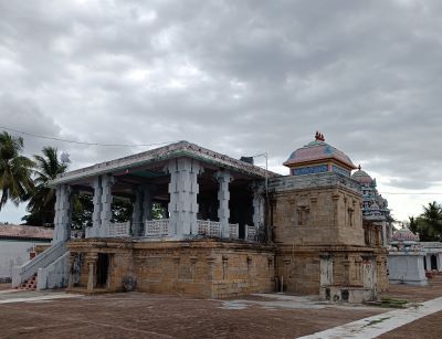 File:Valivalammanatthunainathartemple3.jpg