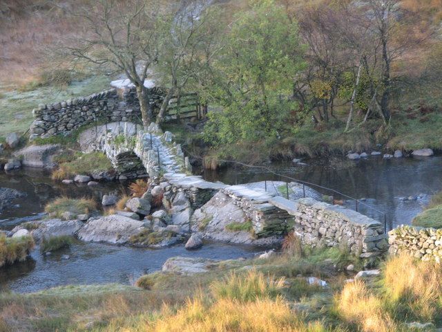 File:Slater Bridge - geograph.org.uk - 1563250.jpg