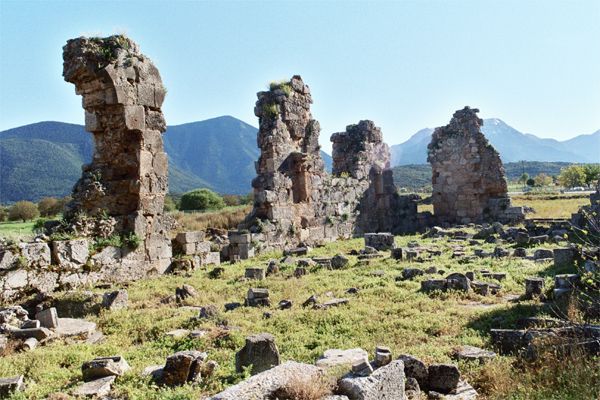 File:Zarakas-ruins.jpg