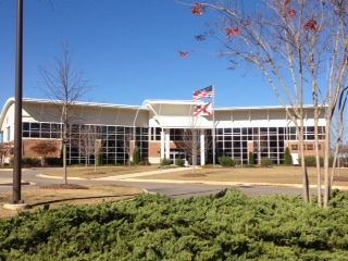 File:Auburn University Regional Airport 1.jpg