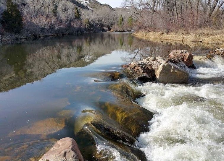 File:Encampment River in Wyoming.jpg