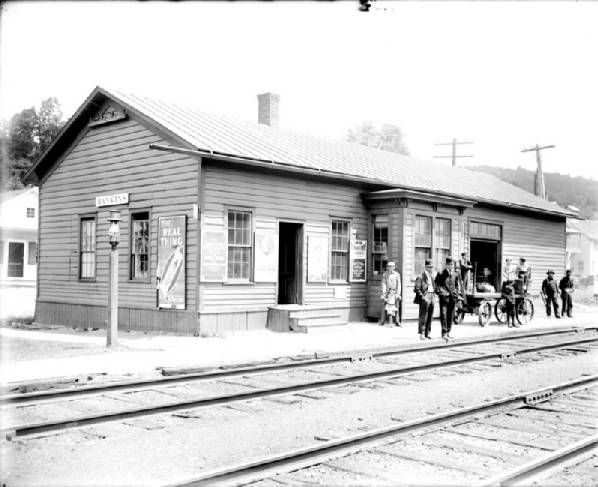 File:Hankins Station.jpg