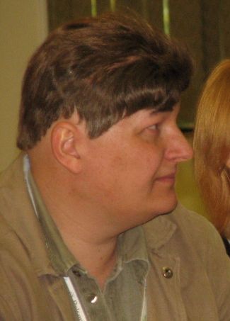 File:Jacek Komuda Polcon 2007.JPG