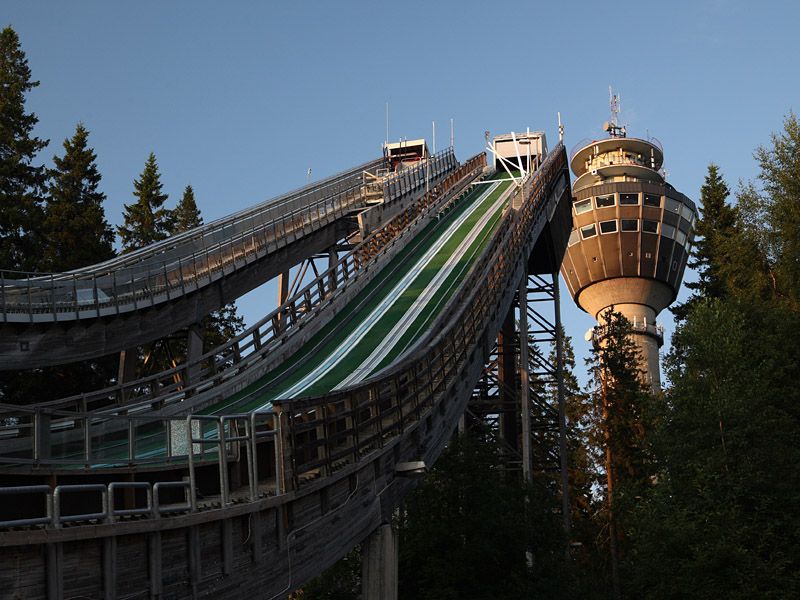 File:Kuopio PuijoTower 01.jpg