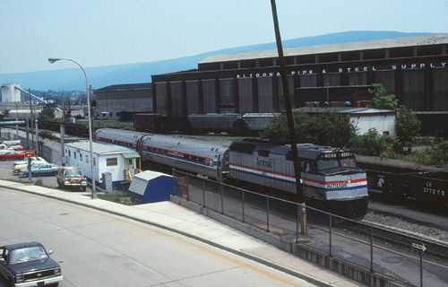 File:Pennsylvanian at Altoona, June 1981.jpg