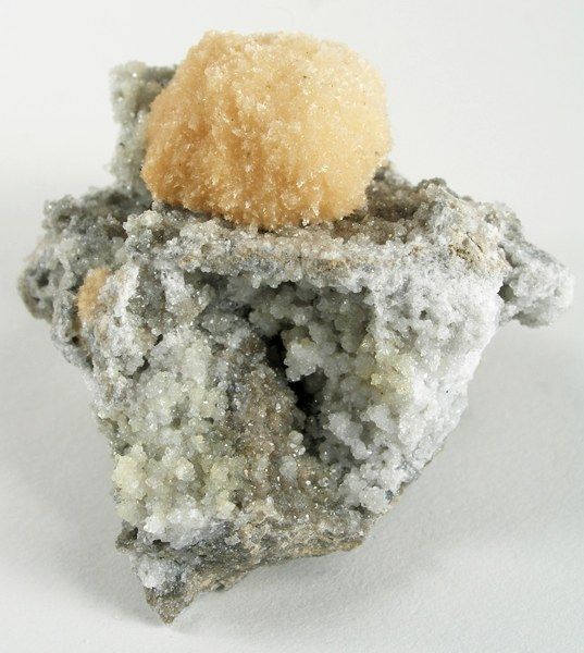 File:Strontianite-Calcite-Fluorite-274999.jpg