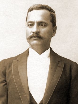 File:William Punohu White.jpg