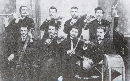 File:Armenian music band of Adana.jpg