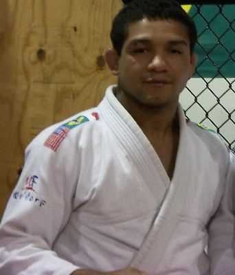 File:Diego Brandao BJJ.png