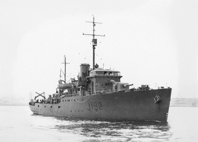 File:HMAS Kalgoorlie.jpg