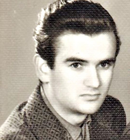 File:Metropolitan Amfilohije as Risto Radović.jpg