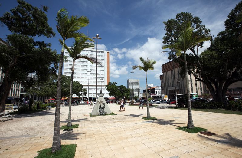 File:Praça General Valadão Aracaju.jpg